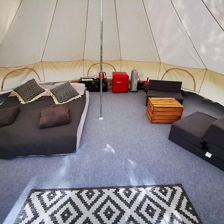 Glamping Kaliska Hotel Łochów Buitenkant foto