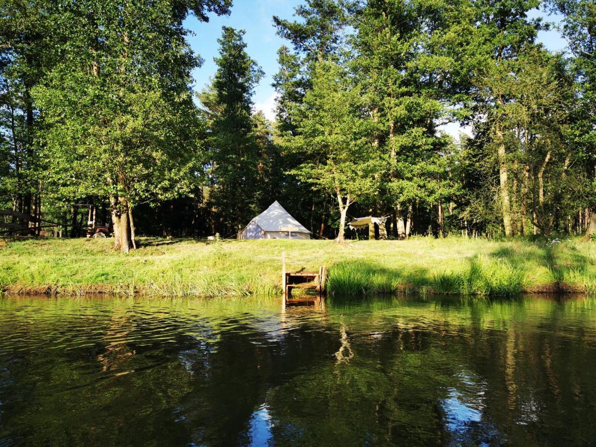 Glamping Kaliska Hotel Łochów Buitenkant foto