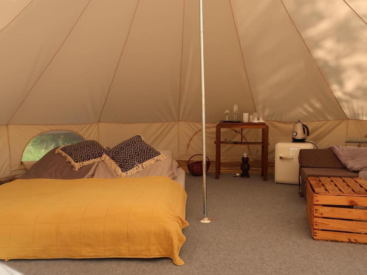 Glamping Kaliska Hotel Łochów Buitenkant foto