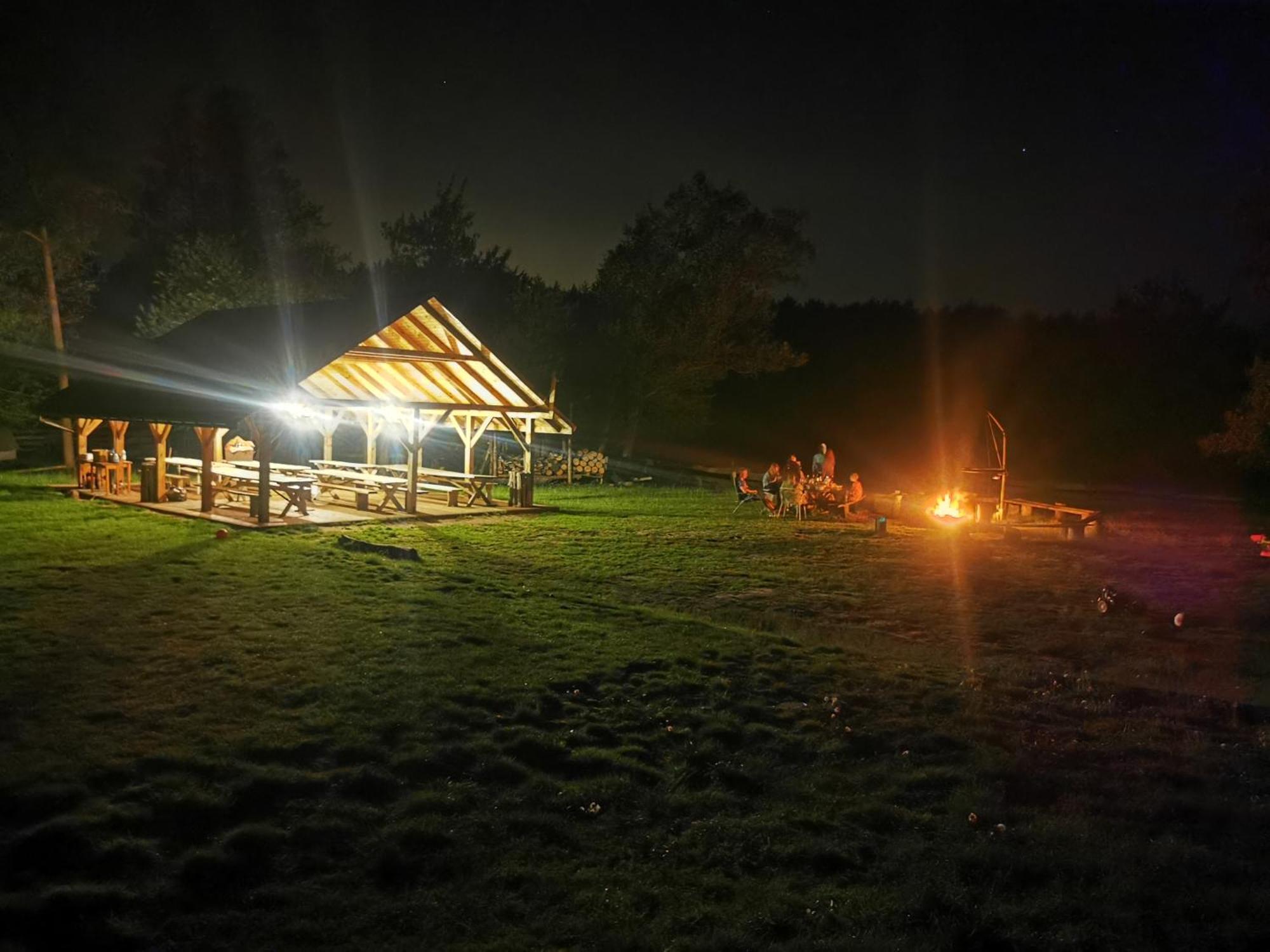 Glamping Kaliska Hotel Łochów Buitenkant foto