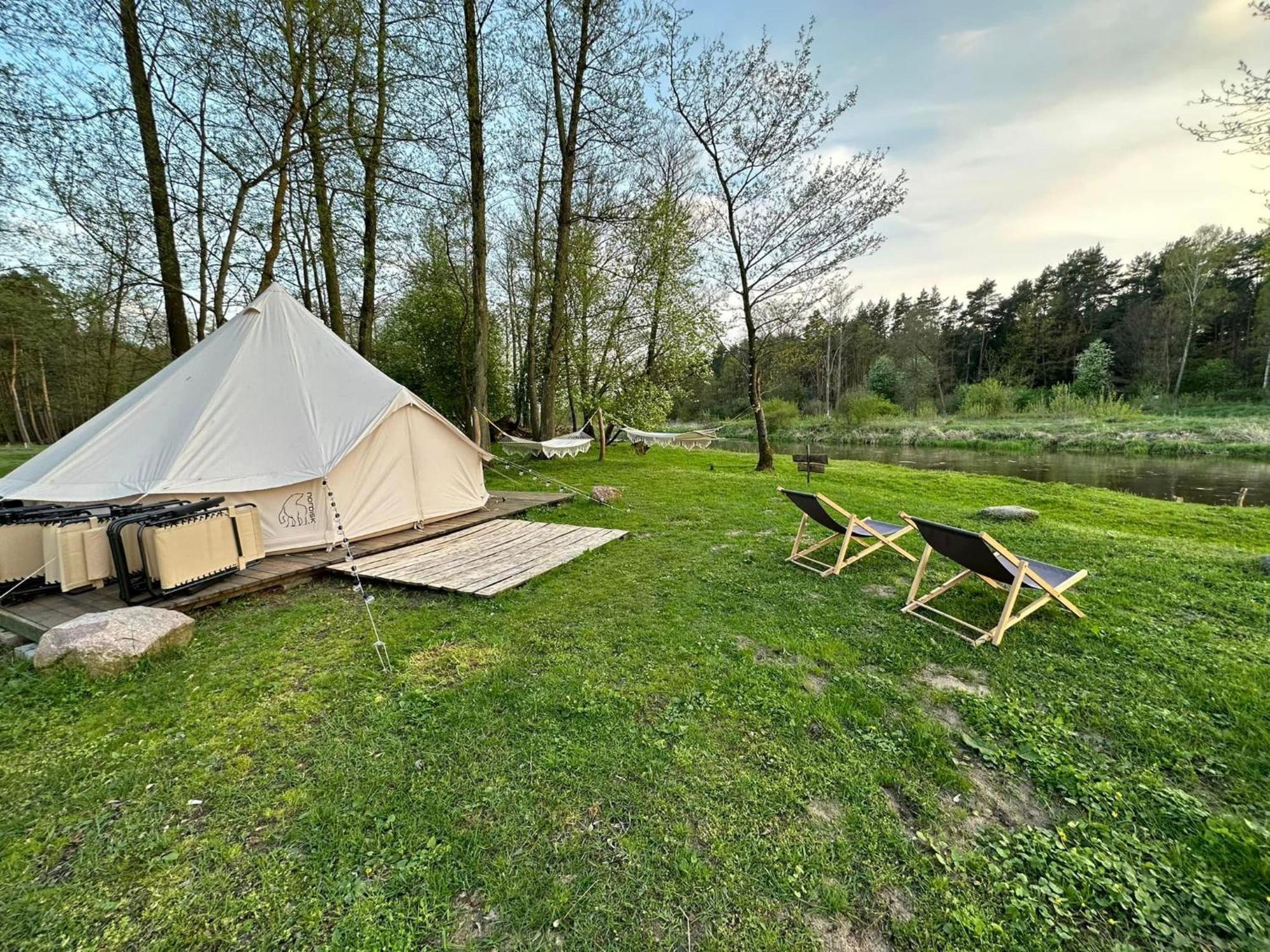 Glamping Kaliska Hotel Łochów Buitenkant foto